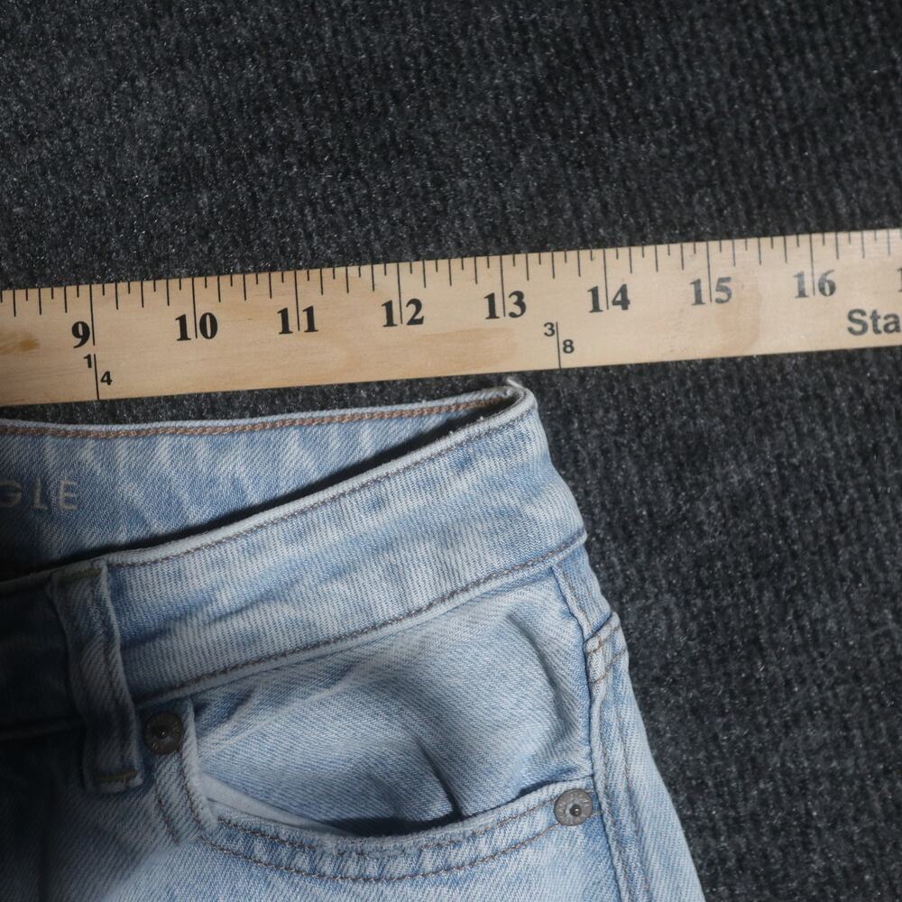 American Eagle Light Wash Mom Jeans - Picture 4 of 8